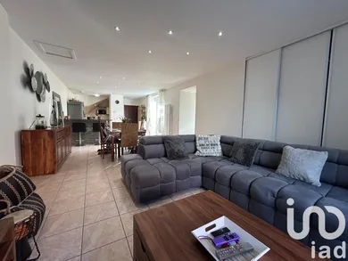 Apartment in Linas (91310)