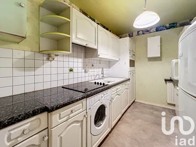 Apartment in Évry (91000)