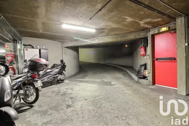 Parking at Paris (75003) — 5/9