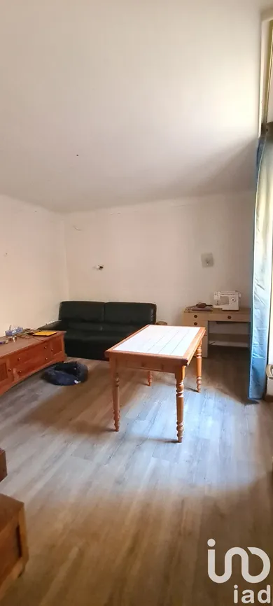 Building at Thuir (66300) — 16/18