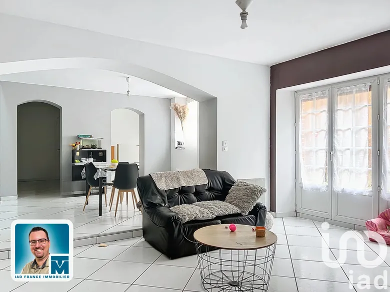 Maison 5 pièces 130 m² · à Brezolles · 130 m² · 186 000 €