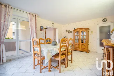 Apartment in Domont (95330)