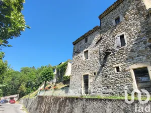 Maison à la charce (26470)