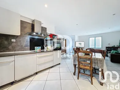 Appartement à L'Aigle (61300)