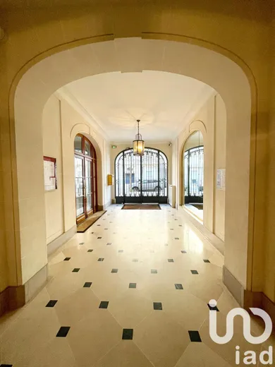 Appartement à Paris (75007)