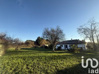 Maison traditionnelle à Saint-Michel-de-Montaigne (24230)