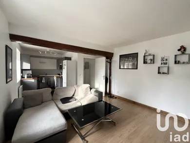 Apartment at Breux-Jouy (91650)