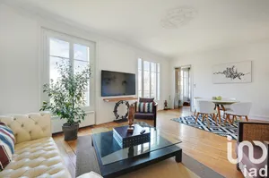 Apartment at Paris (75012)