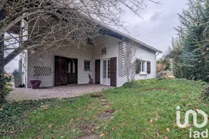 House at Chessy (77700)