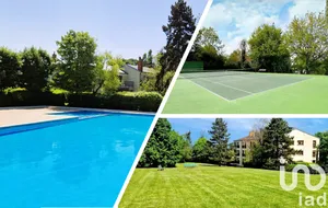 Apartment at Garches (92380)