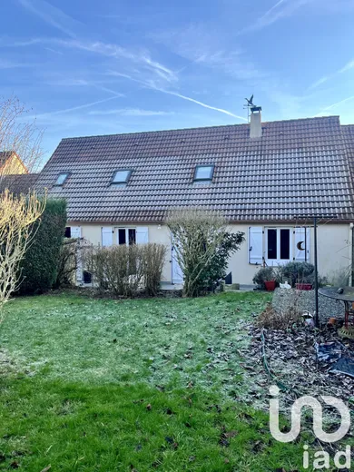 Maison traditionnelle à Pontault-Combault (77340)