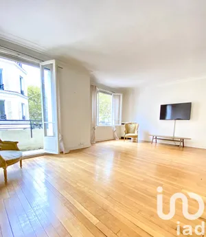 Apartment at Neuilly-sur-Seine (92200)