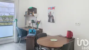 Studio at Bron (69500)