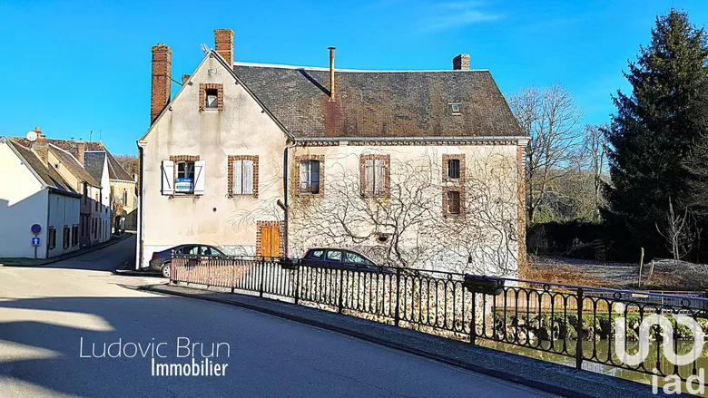 Immeuble 657 m² · à Tannerre-en-Puisaye · 657 m² · 190 000 €
