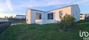 House at Saint-Georges-des-Coteaux (17810)