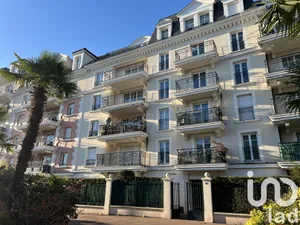Appartement à Le Plessis-Robinson (92350)