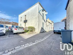Immeuble à Mantes-la-Jolie (78200)