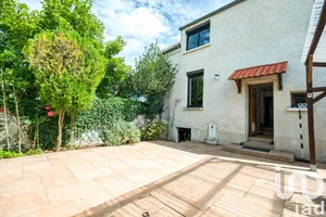 Traditional house at Fublaines (77470)