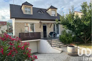 House at Bezons (95870)