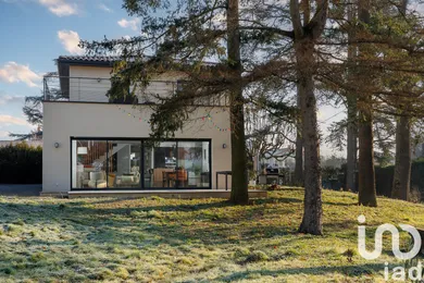 Maison traditionnelle à Craponne (69290)