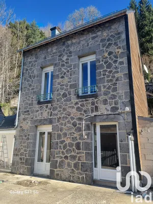 Maison à Mont-Dore (63240)