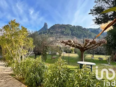 Maison traditionnelle à Buis-les-Baronnies (26170)