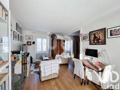 House at Giverny (27620) — 14/18