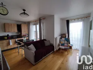 Apartment at Thiais (94320)
