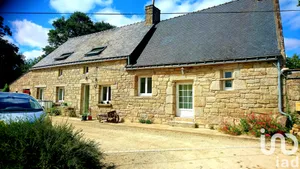 Traditional house at Berné (56240)