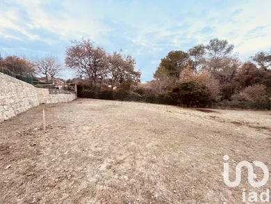 Building plot at Opio (06650)