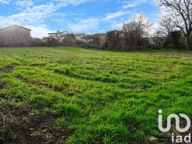 Building plot at Ardin (79160)