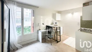 Studio à Paris (75015)
