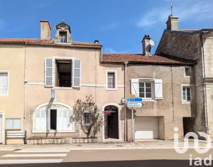House at Arc-en-Barrois (52210)