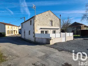 Maison de village à Saint-Sulpice-d'Arnoult (17250)