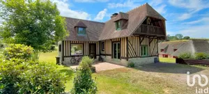 Traditional house at Pennedepie (14600)