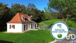 House at Garlin (64330)