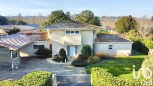Architectural house at Nérac (47600)