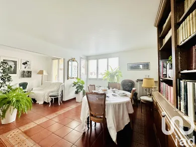 Apartment at Trappes (78190)