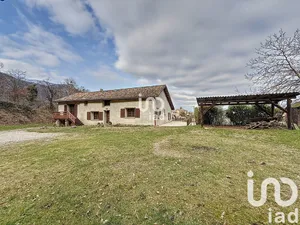 Traditional house at Vif (38450)