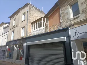 Building at Doué-en-Anjou (49700)