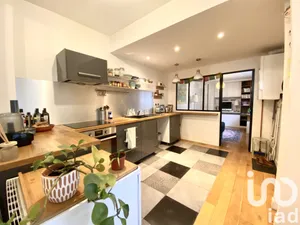 Apartment at Montrouge (92120)