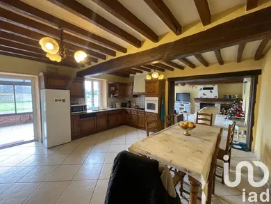 Traditional house at Ollé (28120)