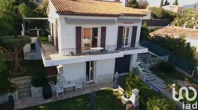 Maison à Cagnes-sur-Mer (06800)