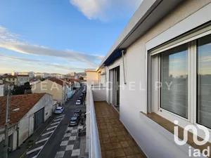 Apartment at La Seyne-sur-Mer (83500)