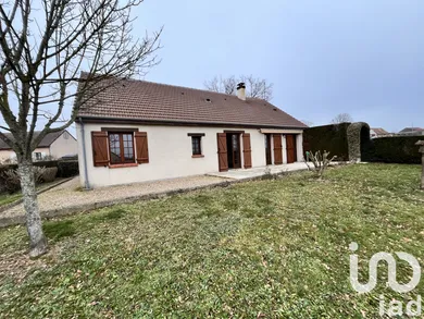 Traditional house in Bourbon-Lancy (71140)
