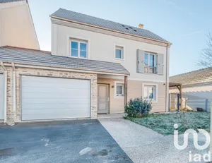 Maison à Villeneuve-Saint-Denis (77174)