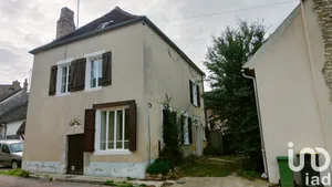 Village house at Accolay (89460)