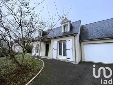 Traditional house at Véretz (37270)