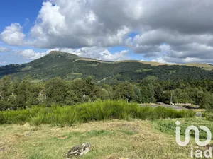 Terrain à bâtir à LE MONT DORE (63240)