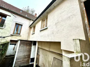 House at Montmirail (51210)